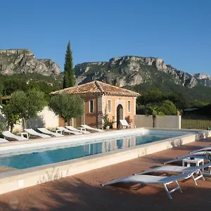 La Ferme Rose-hotel De Charme מוסטיה-סן-מארי
