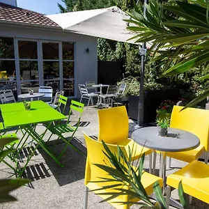 Hotel Premiere Classe Lyon Sud - - Pierre Benite Irigny
